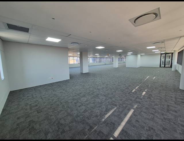 781M² OFFICE TO LET IN WOODMEAD